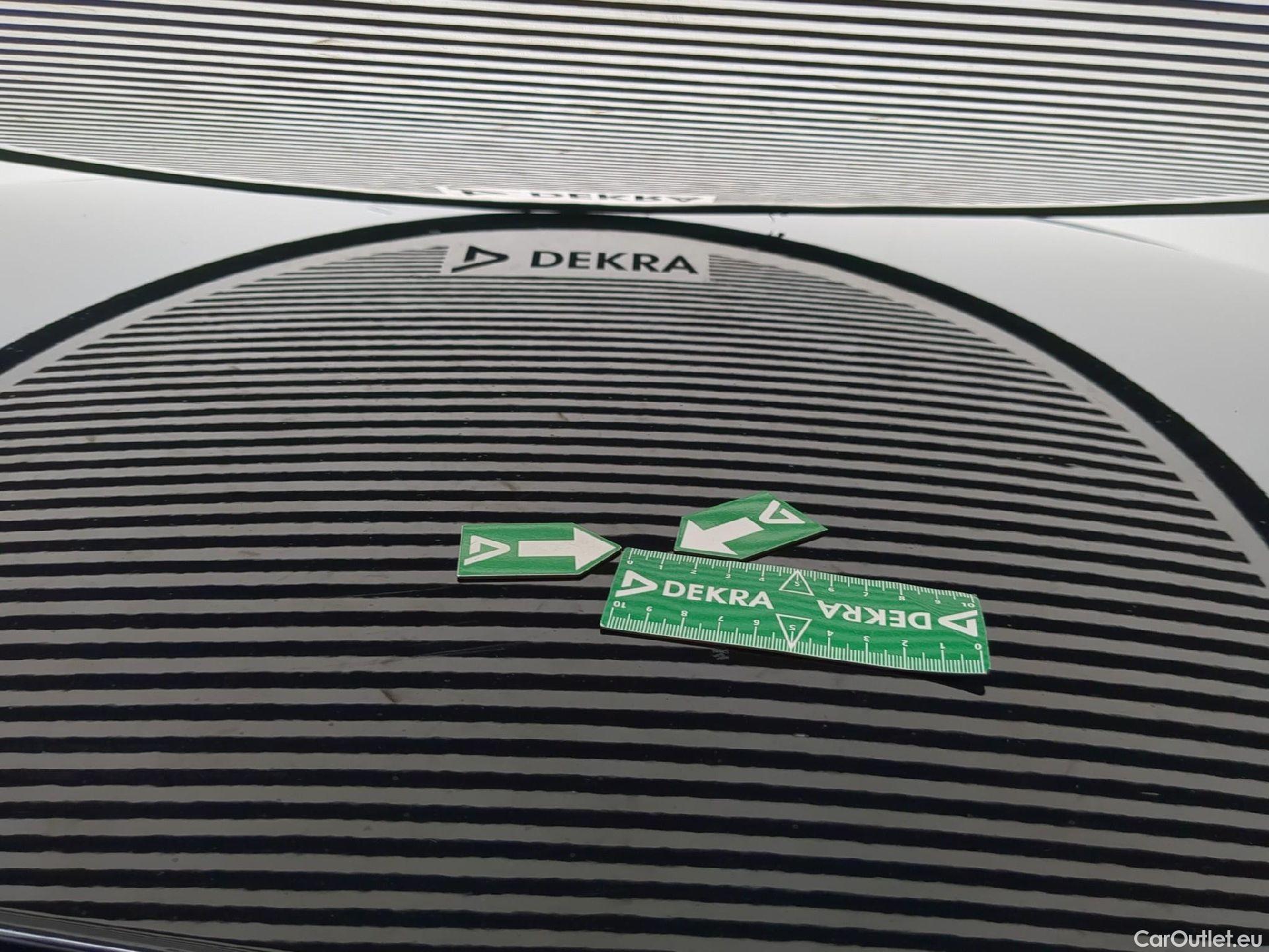  Bmw  Serie 1 Série 1 Berline 118d UrbanChic 2.0 150CV BVM6 E6 #16