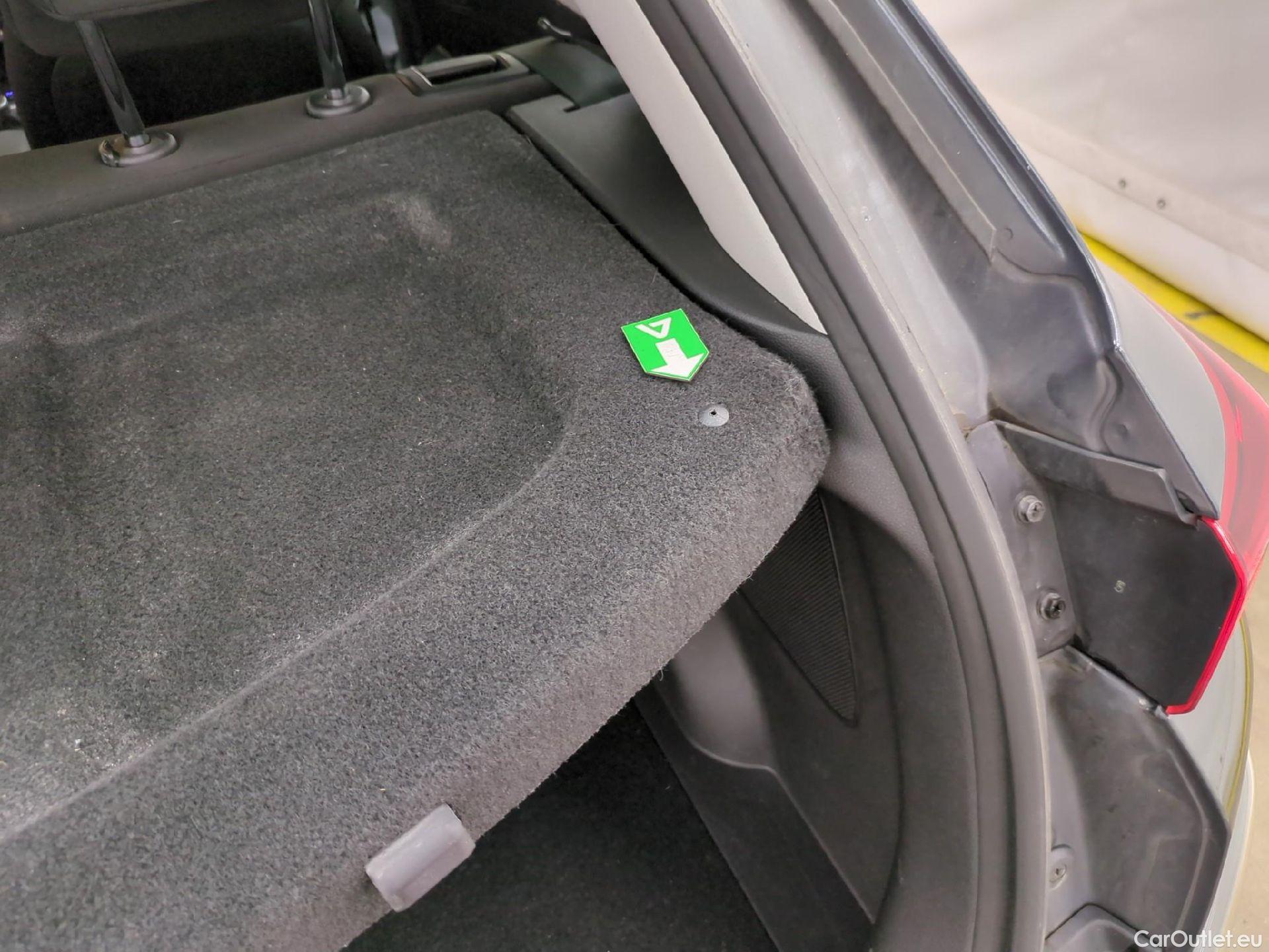  Hyundai  Konna HYUNDAI Kona / 2020 / 5P / SUV 1.0 T-GDI 120 HYBRID 48V BUSINESS #8