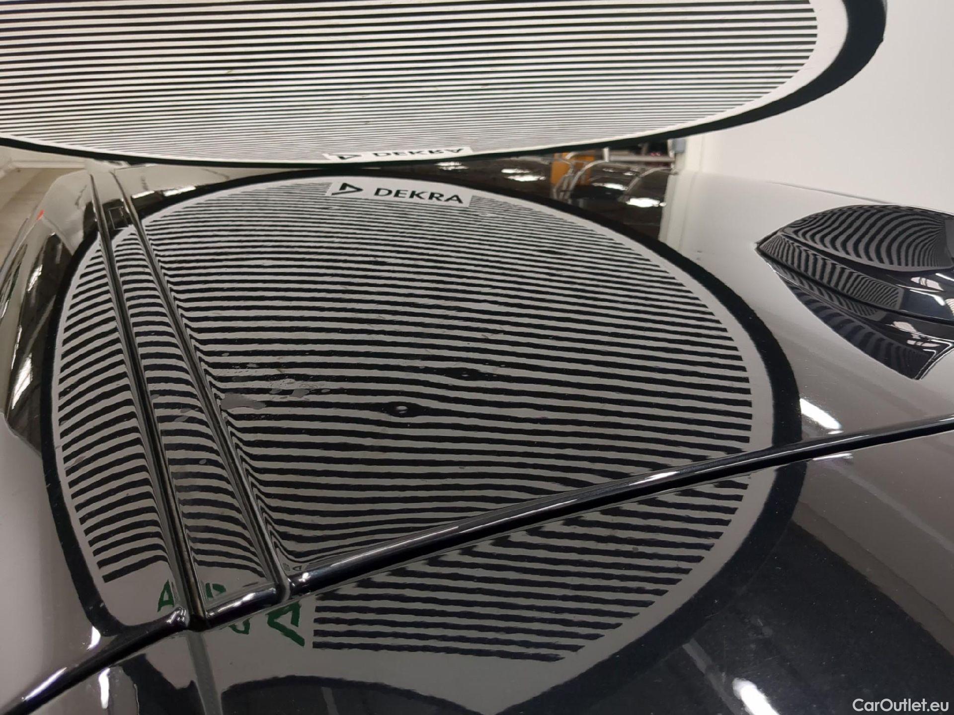  Bmw  Serie 1 Série 1 Berline 118d UrbanChic 2.0 150CV BVM6 E6 #19