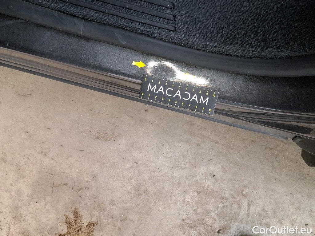  DS  DS7 DS DS 7 Crossback / 2017 / 5P / SUV E-TENSE 225 PERFORMANCE Line + #12