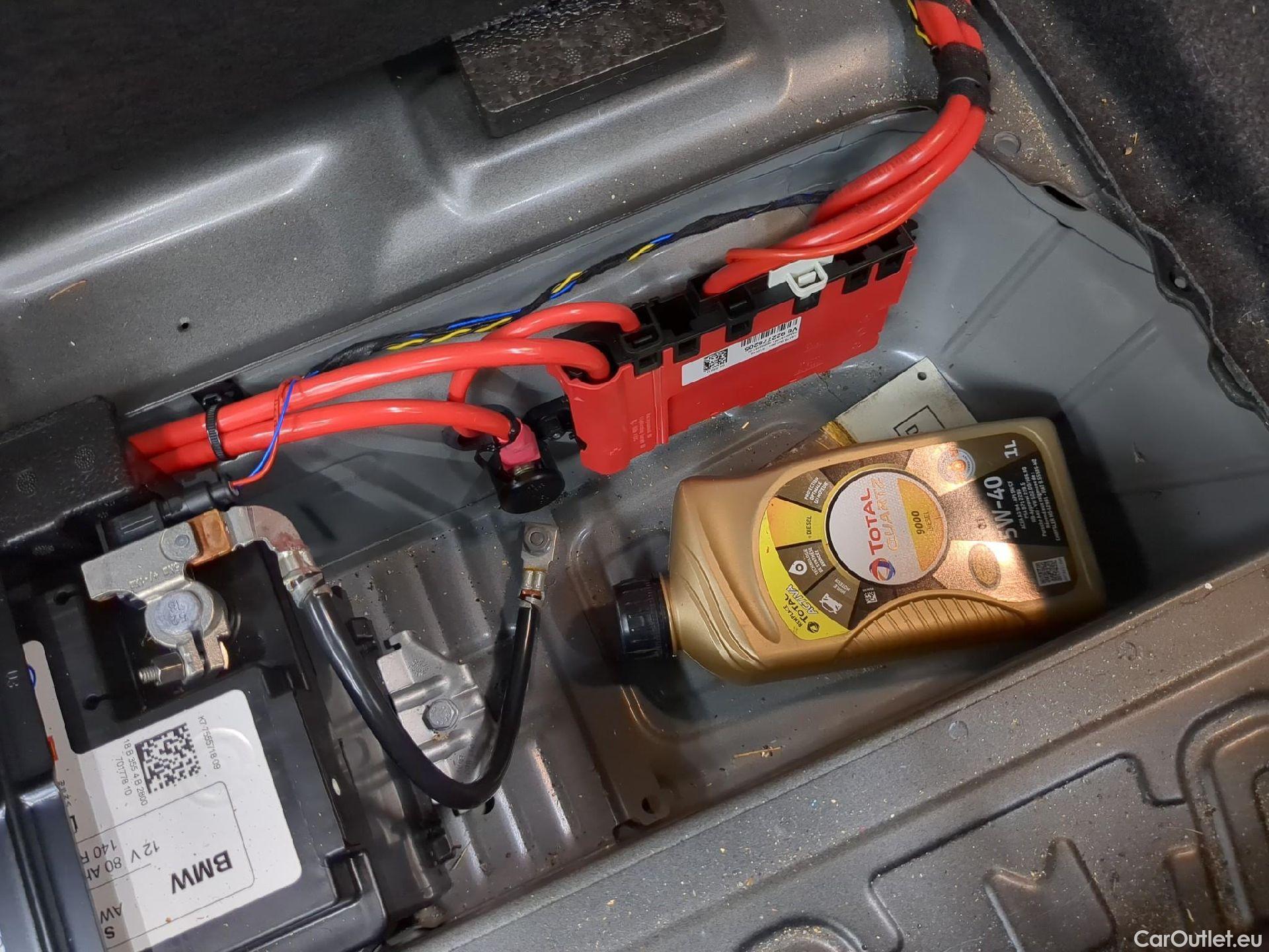  Bmw  Serie 1 Série 1 Berline 118d UrbanChic 2.0 150CV BVM6 E6 #1