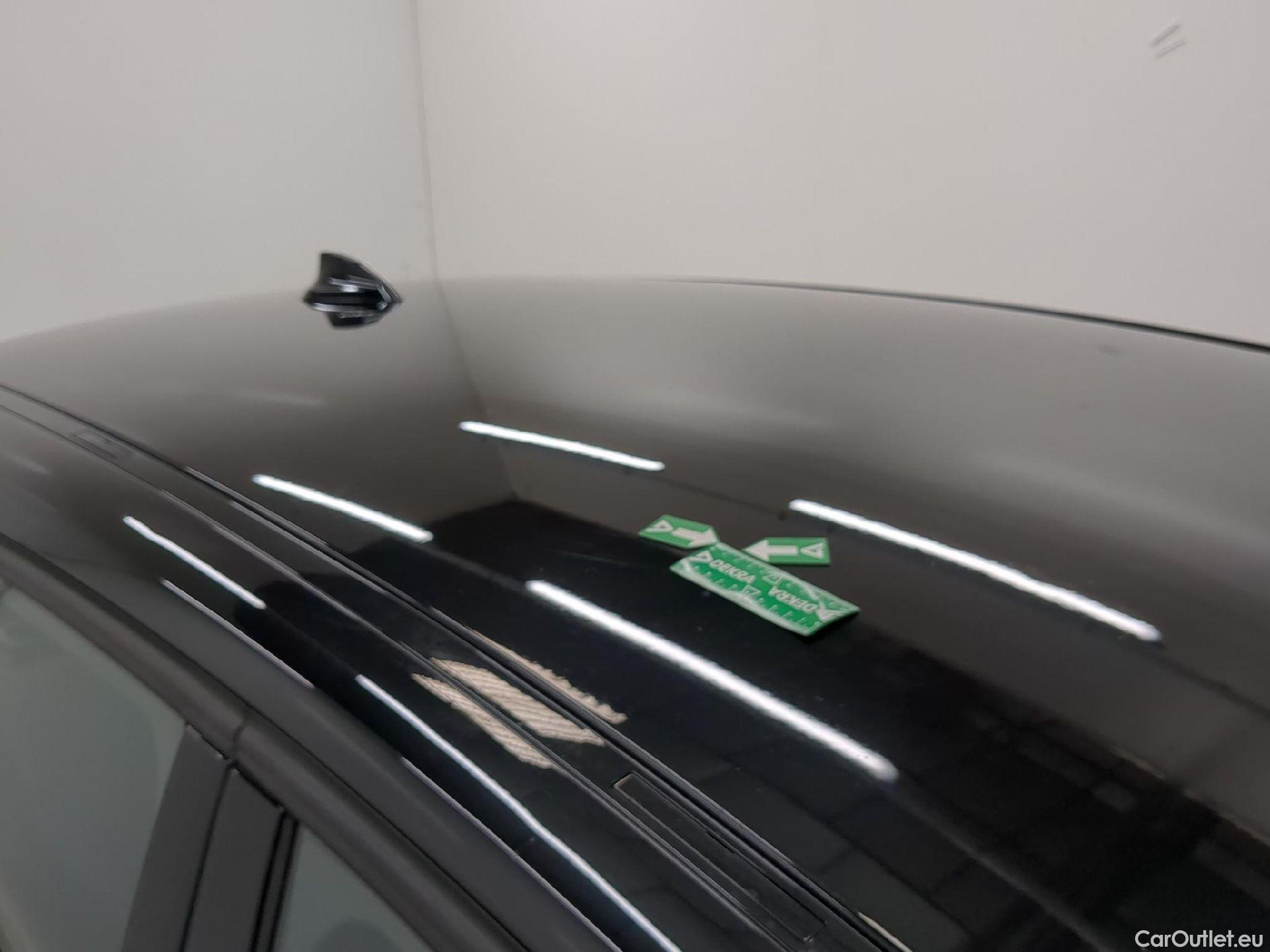  Bmw  Serie 1 Série 1 Berline 118d UrbanChic 2.0 150CV BVM6 E6 #14