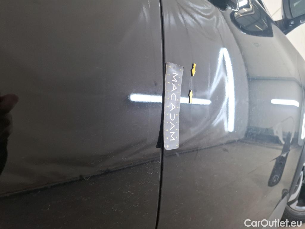  DS  DS7 DS DS 7 Crossback / 2017 / 5P / SUV BlueHDi 130 Manuel Executive #37