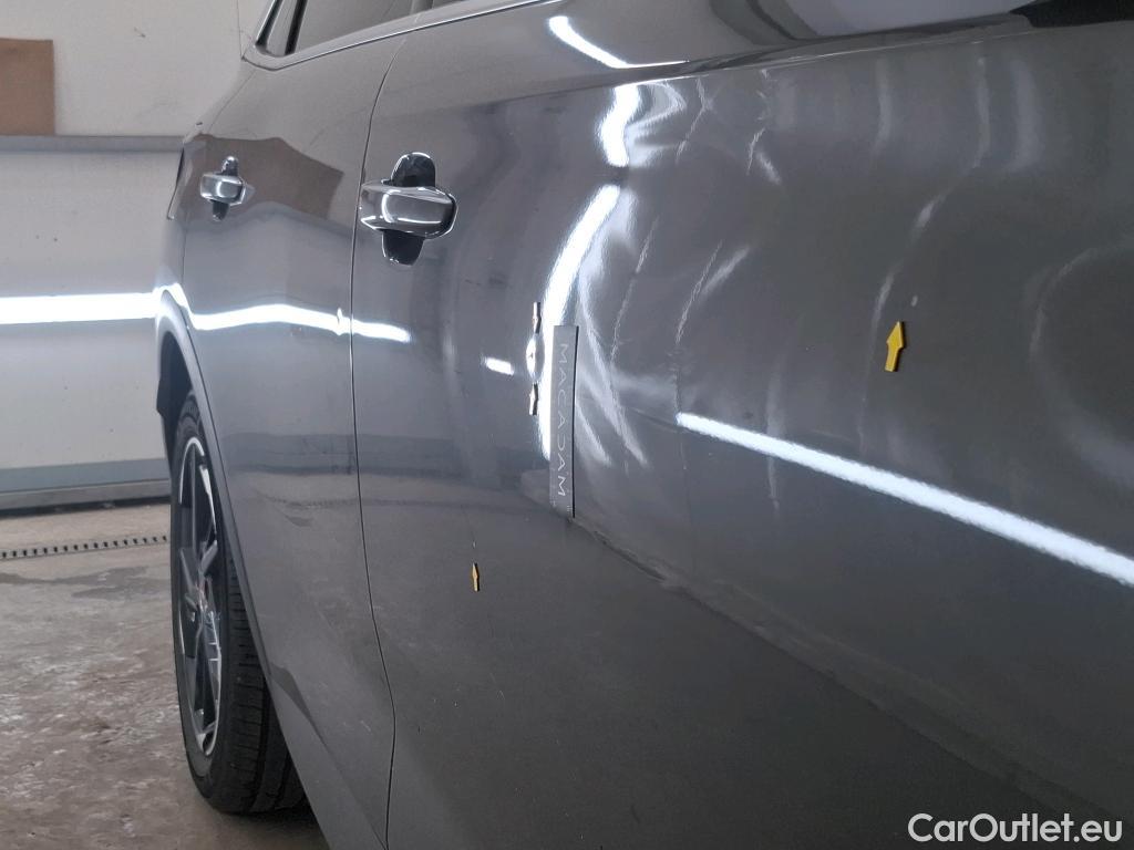  DS  DS7 DS DS 7 Crossback / 2017 / 5P / SUV E-TENSE 225 PERFORMANCE Line + #28