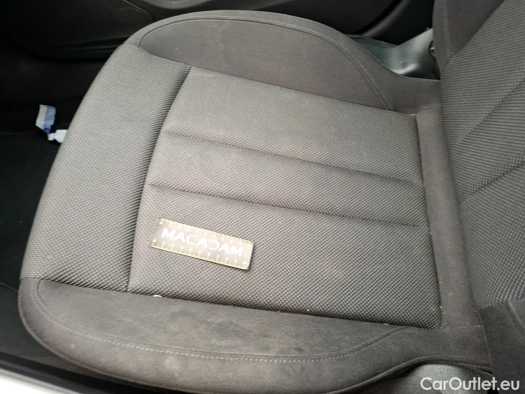  Audi  A4  Berline 35 TDI Business Line 2.0 TDI 150CV BVA7 E6 #29