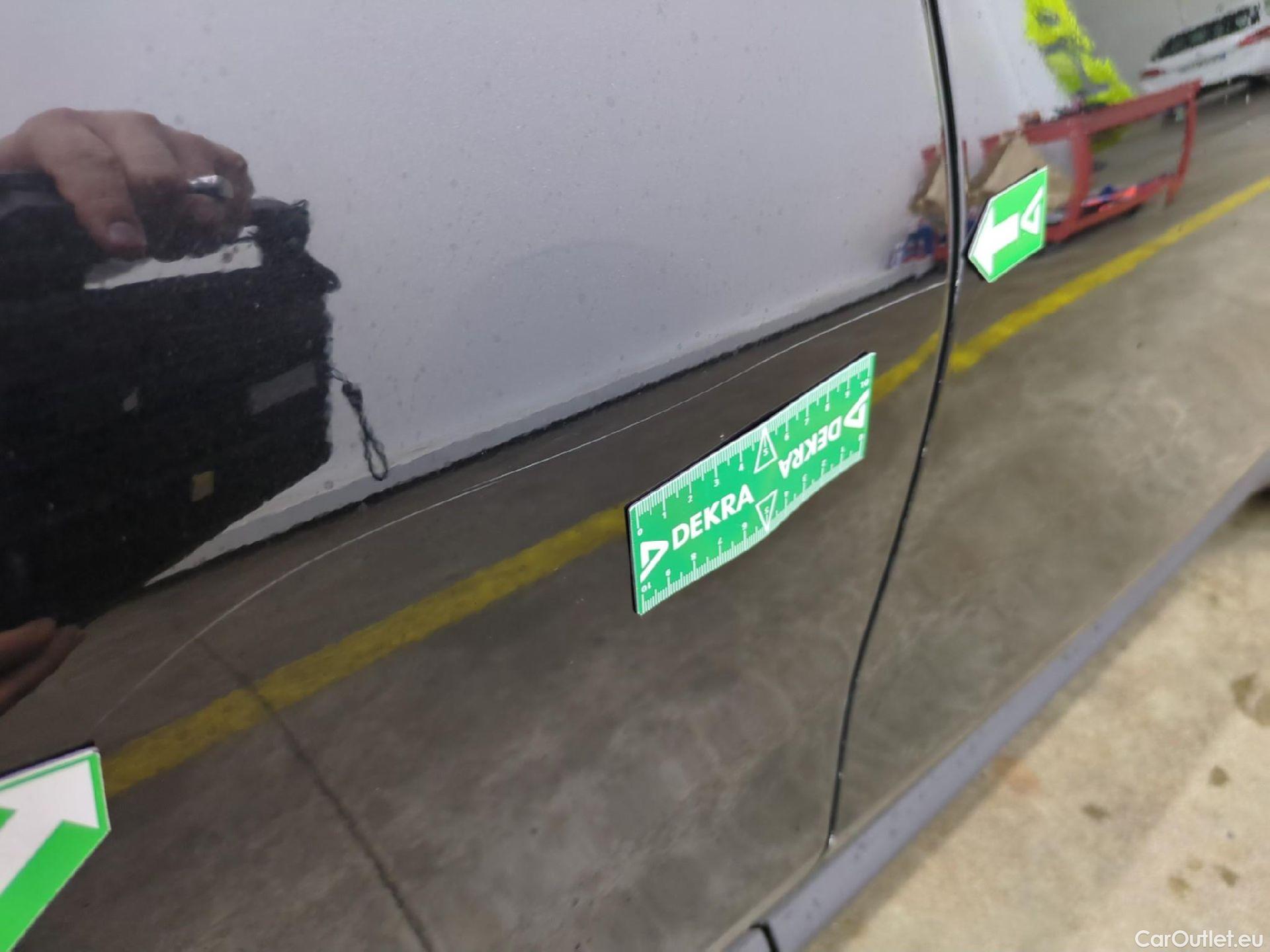  Bmw  X1 Série  sDrive16d Sport 1.5 115CV BVM6 E6dT #22