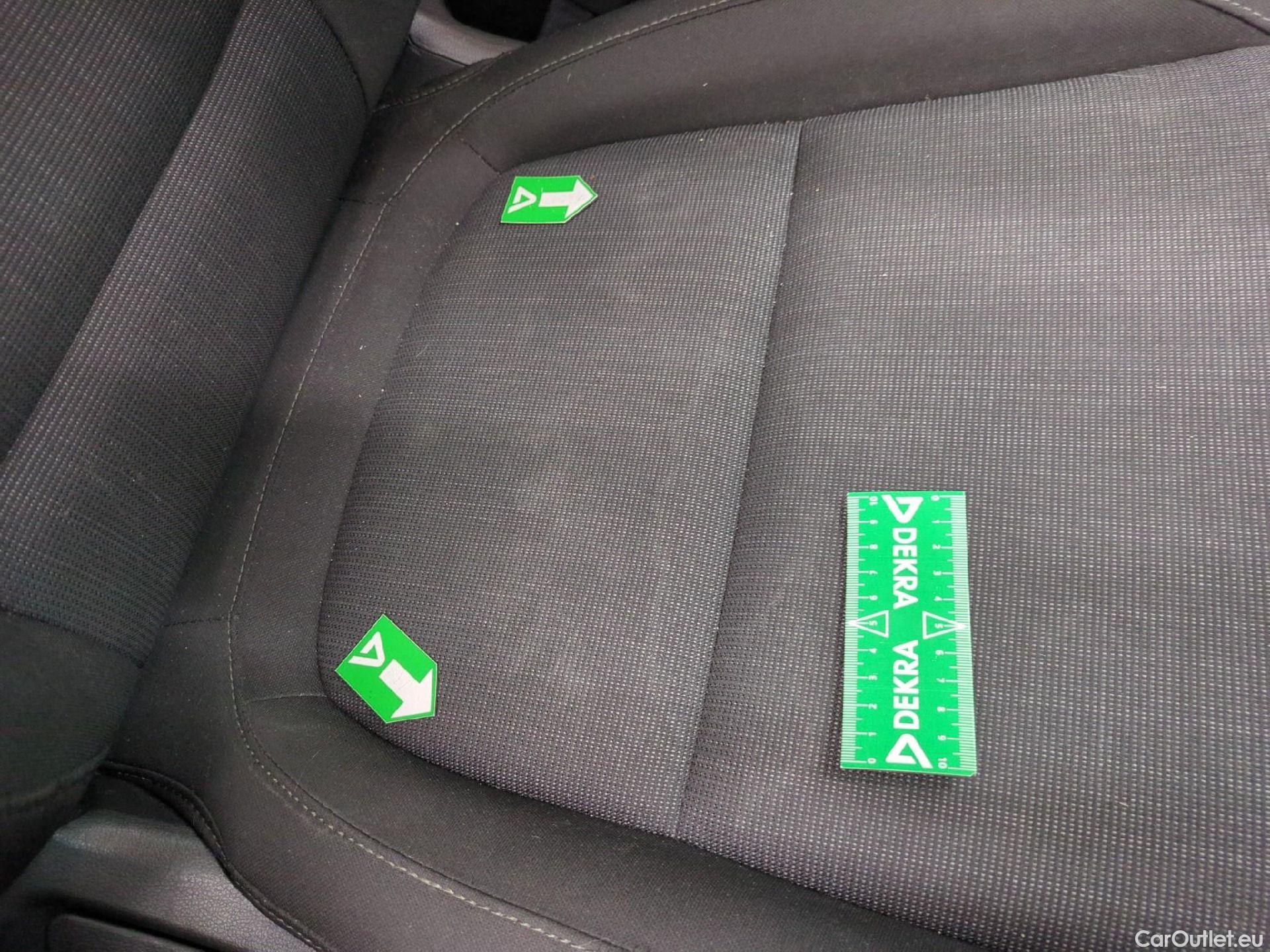  Hyundai  Konna HYUNDAI Kona / 2020 / 5P / SUV 1.0 T-GDI 120 HYBRID 48V BUSINESS #21