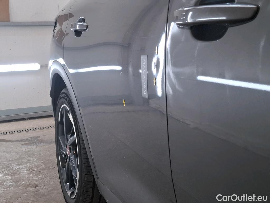  DS  DS7 DS DS 7 Crossback / 2017 / 5P / SUV E-TENSE 225 PERFORMANCE Line + #8