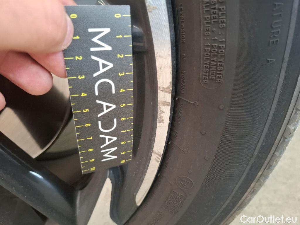  DS  DS7 DS DS 7 Crossback / 2017 / 5P / SUV E-TENSE 225 PERFORMANCE Line + #19