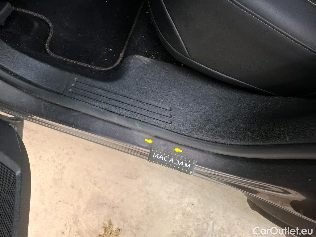  DS  DS7 DS DS 7 Crossback / 2017 / 5P / SUV E-TENSE 225 PERFORMANCE Line + #10