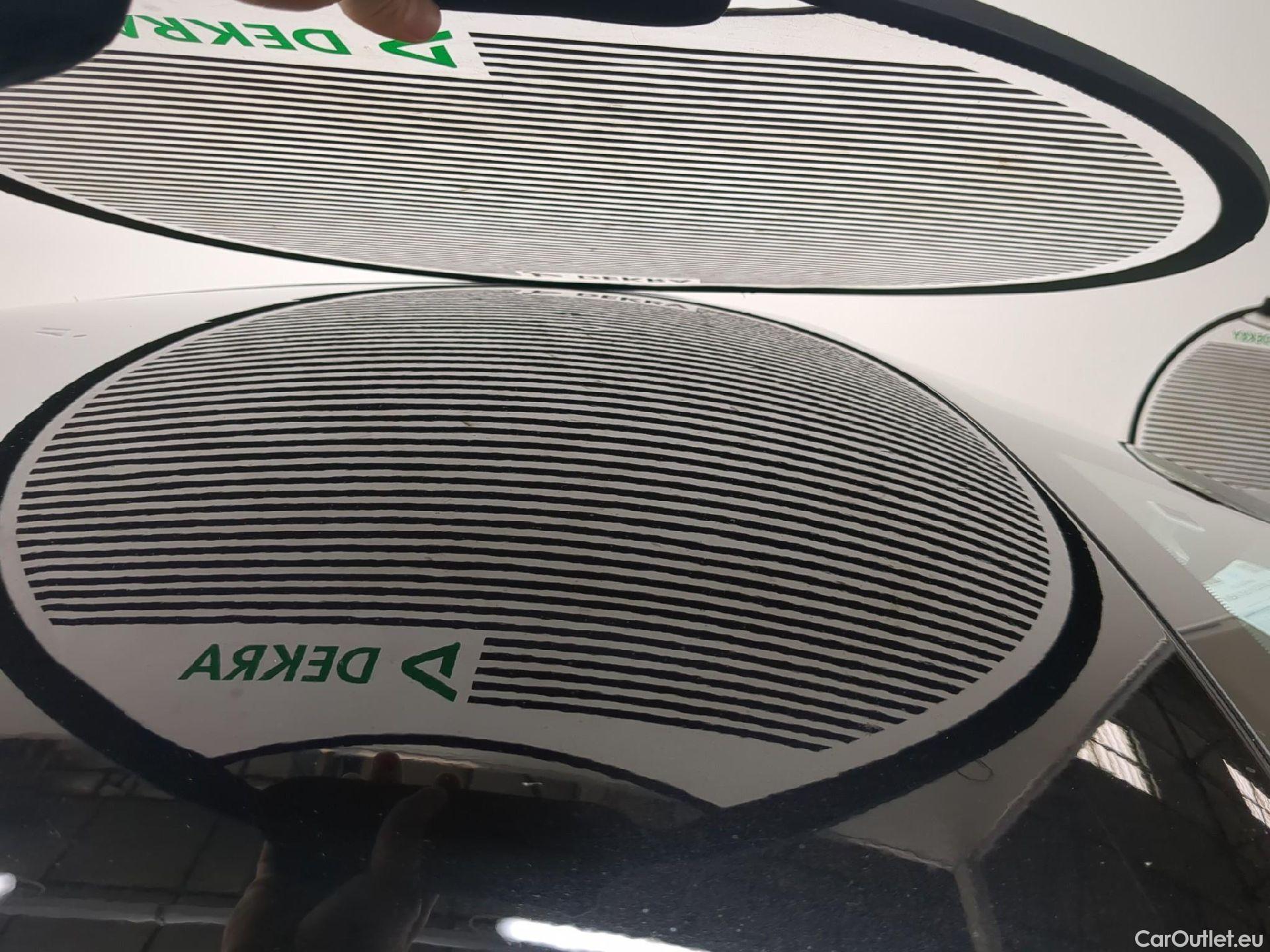  Bmw  Serie 1 Série 1 Berline 118d UrbanChic 2.0 150CV BVM6 E6 #17