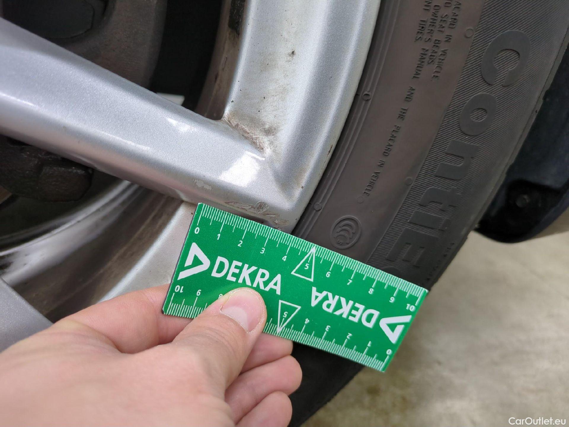  Bmw  X1 Série  sDrive16d Sport 1.5 115CV BVM6 E6dT #8