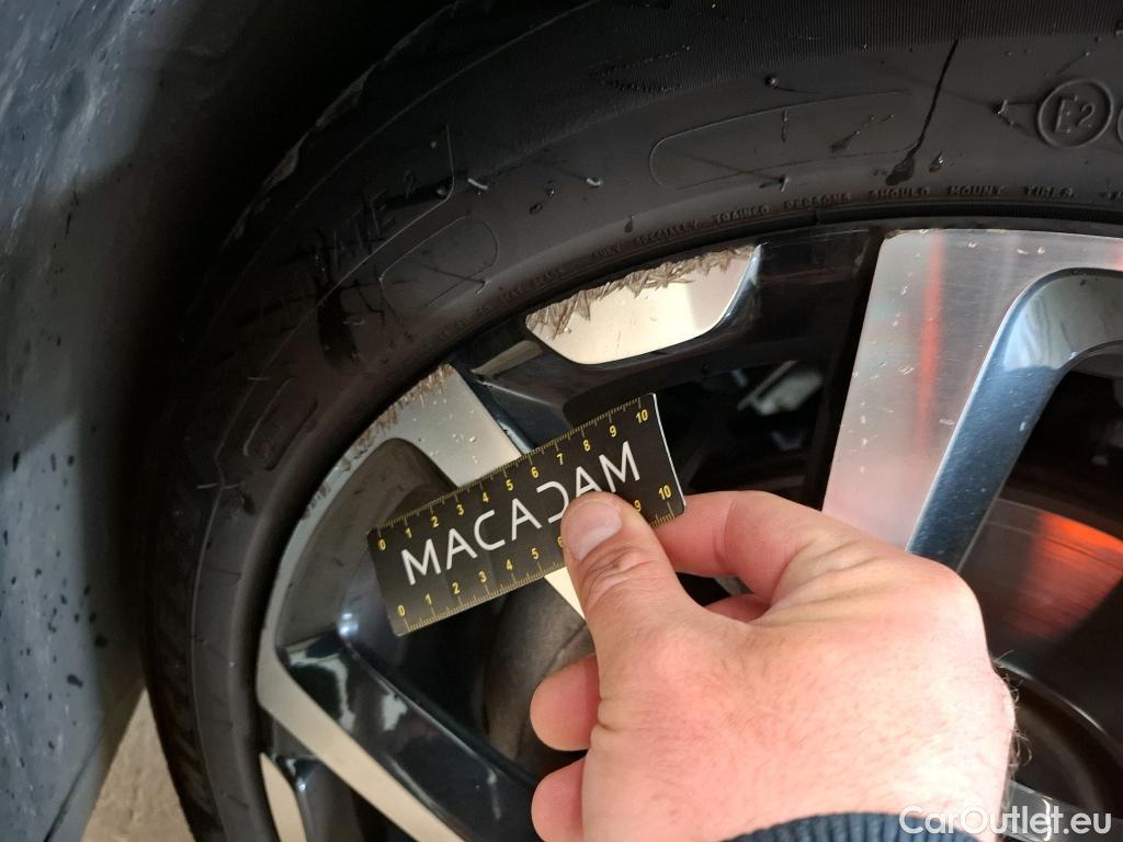  Citroen  C5  Aircross Shine Pack Hybrid 1.6 225CV BVA8 E6d #7