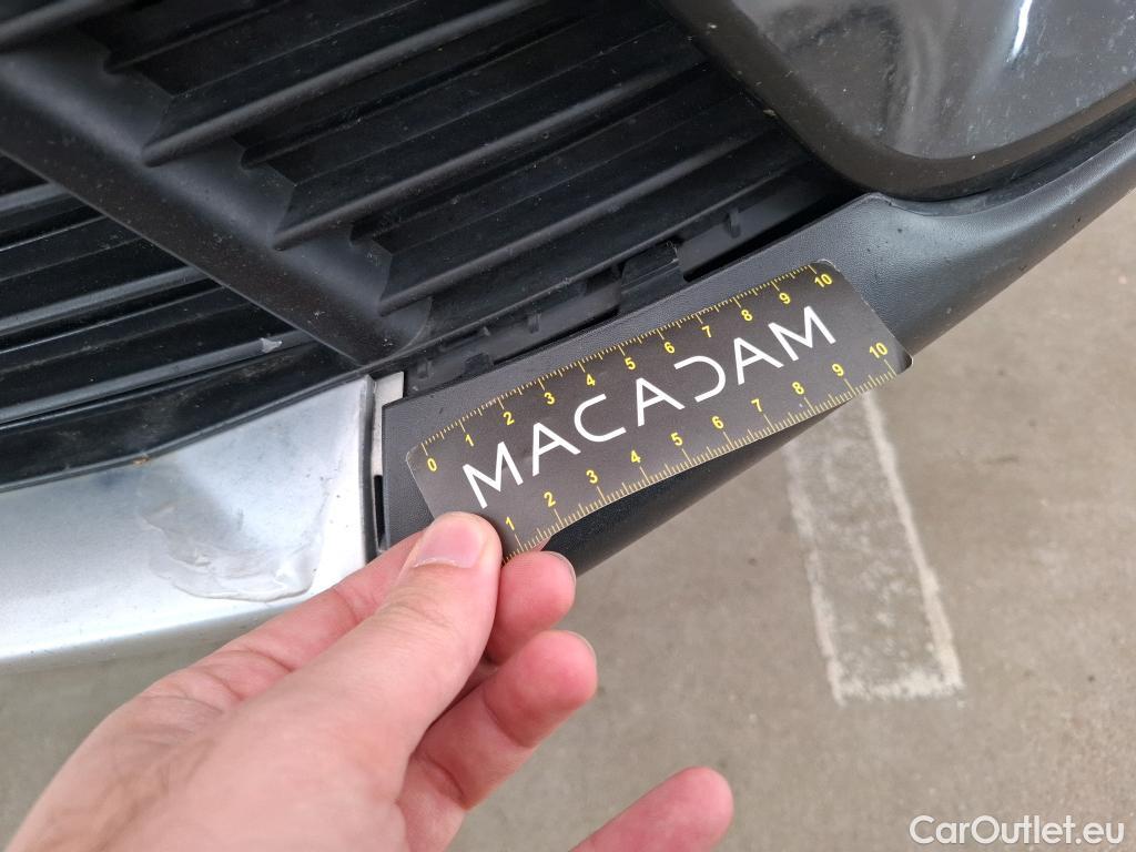  DS  DS7 DS DS 7 Crossback / 2017 / 5P / SUV BlueHDi 130 Manuel Executive #39