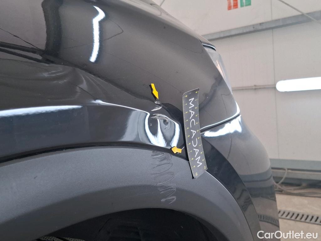  DS  DS7 DS DS 7 Crossback / 2017 / 5P / SUV BlueHDi 130 Manuel Executive #4