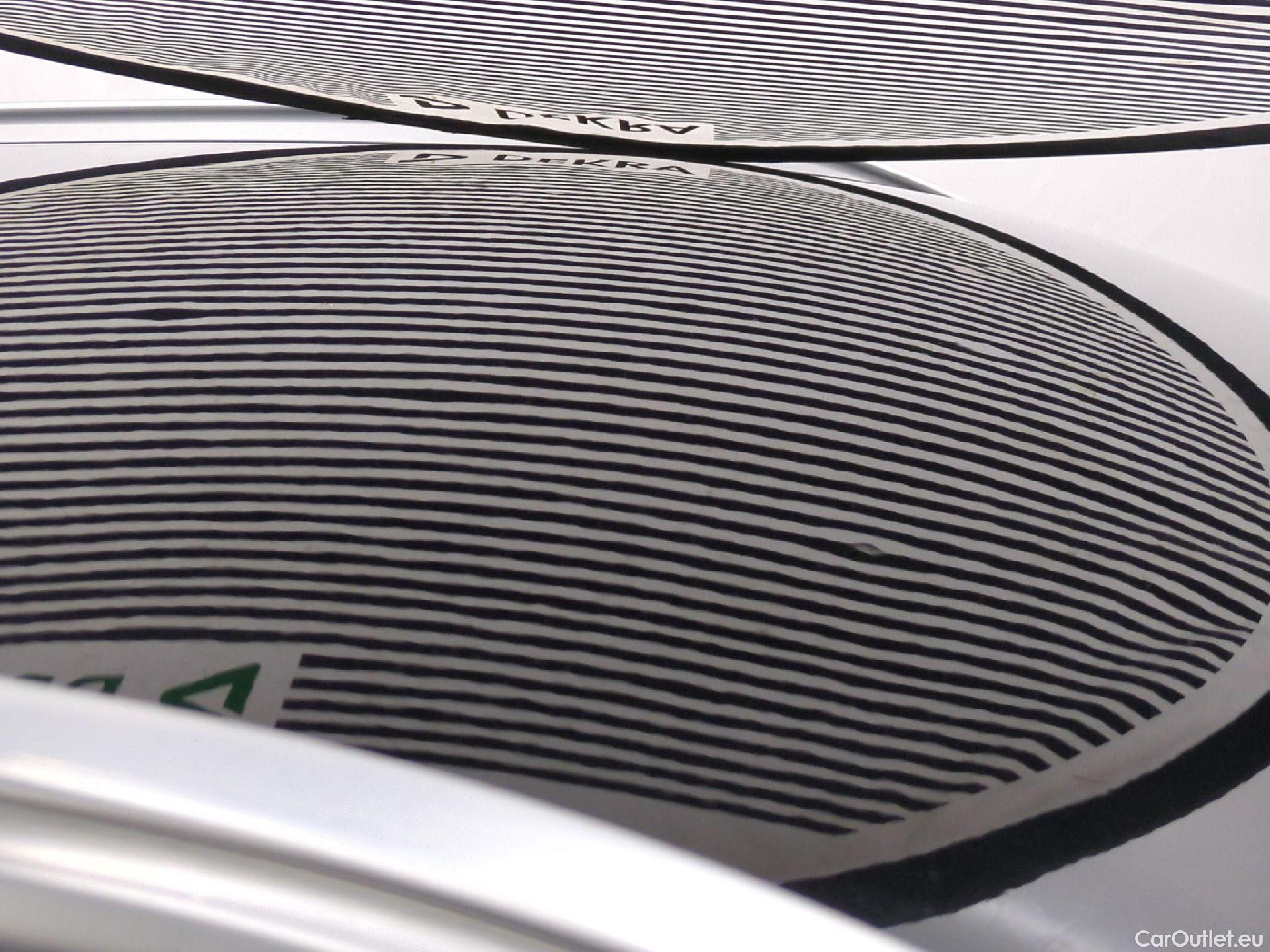  Bmw  X1 Série  sDrive16d Sport 1.5 115CV BVM6 E6dT #32