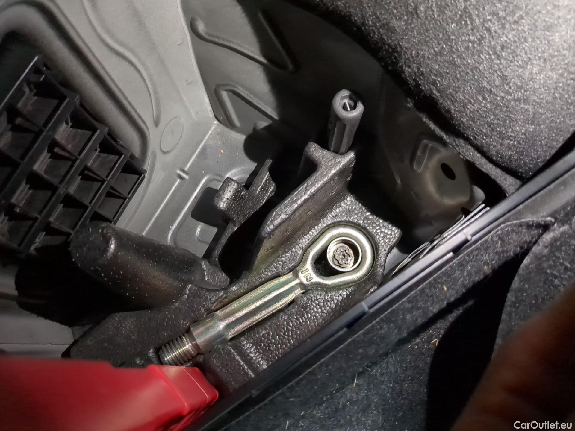  Bmw  Serie 1 Série 1 Berline 118d UrbanChic 2.0 150CV BVM6 E6 #2