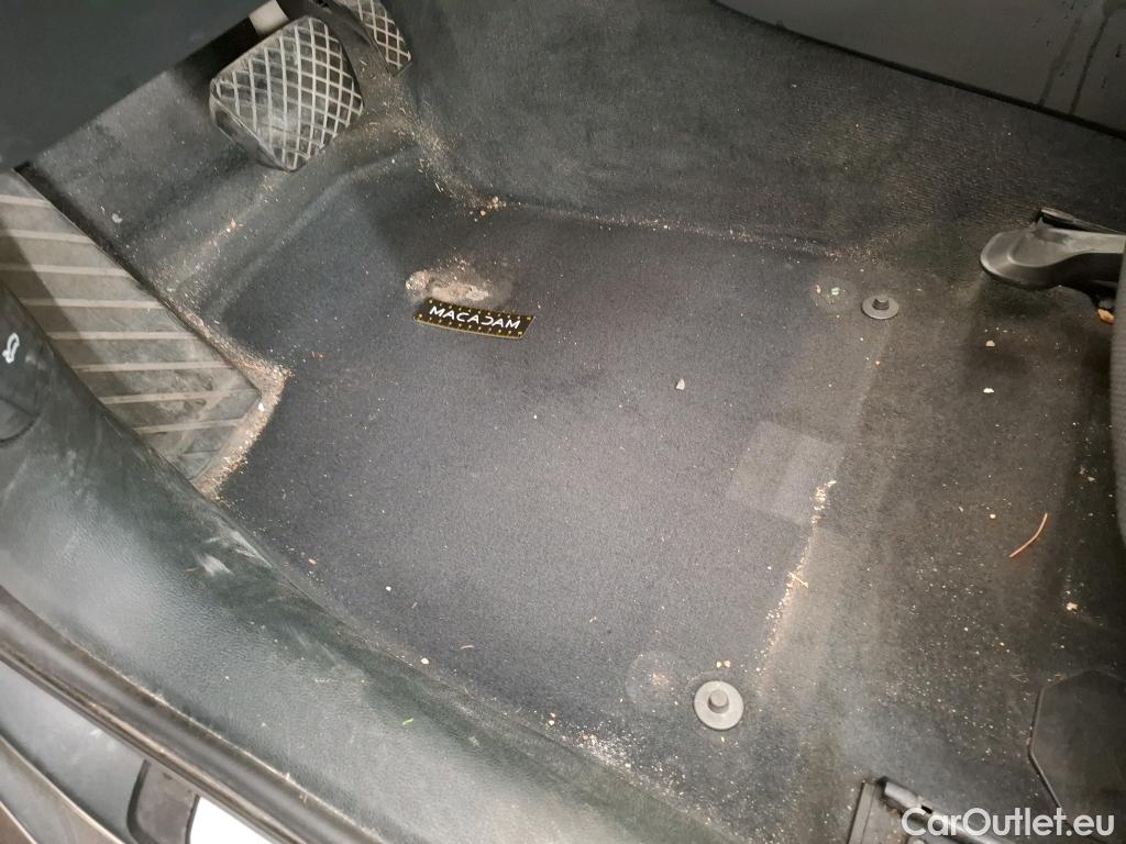  Audi  A4  Berline 35 TDI Business Line 2.0 TDI 150CV BVA7 E6 #24