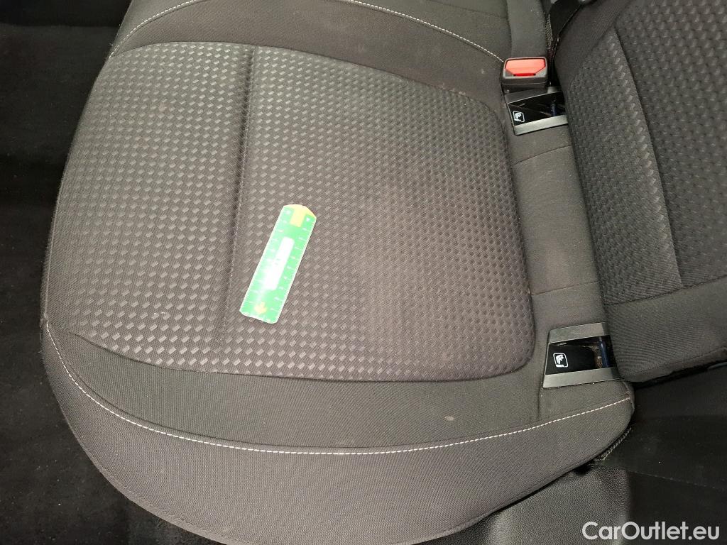  Ford  Focus FORD  SW / 2018 / 5P / Break SW - 1.5 EcoBlue 120 auto Trend Business #32