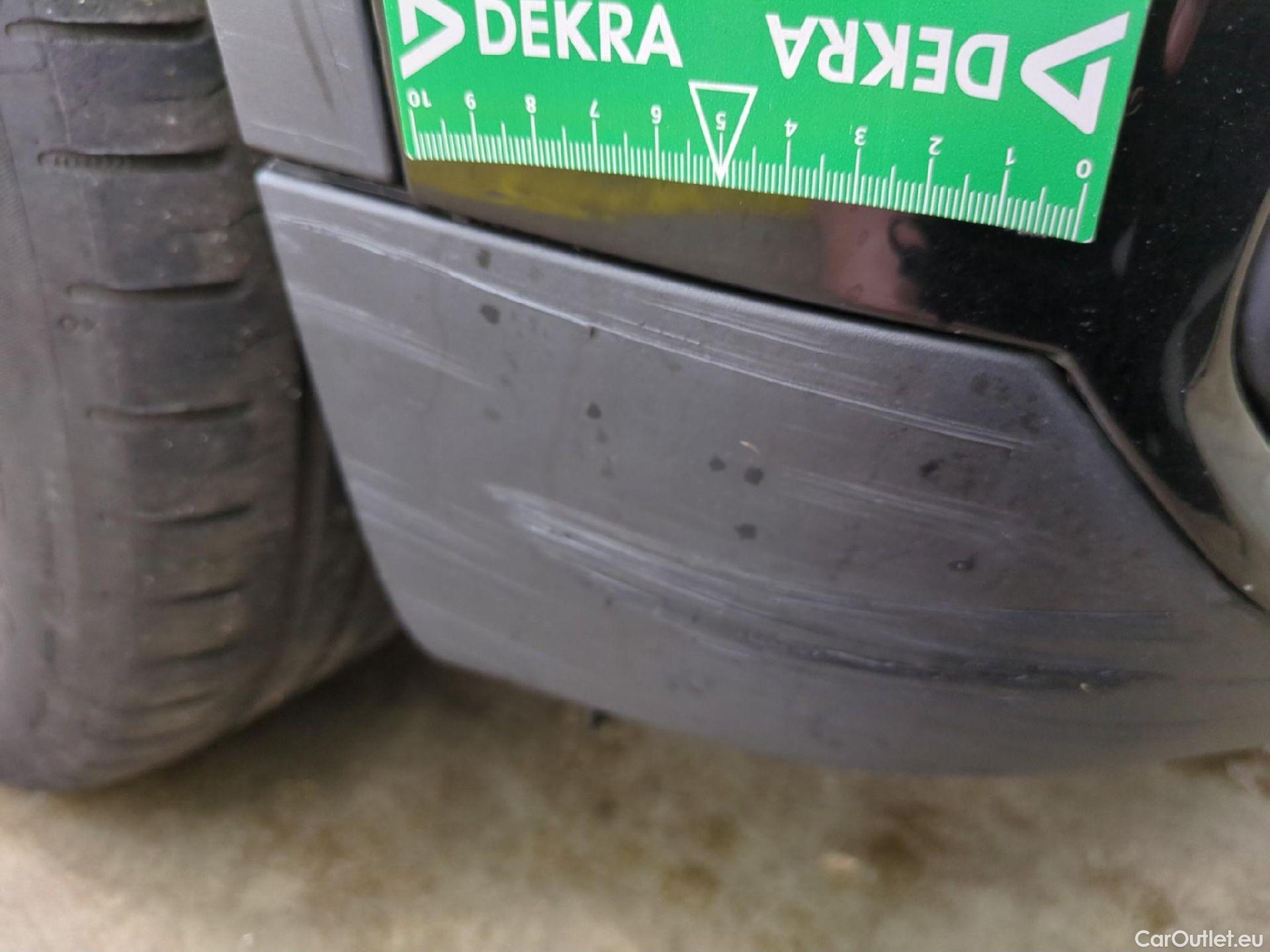  Bmw  X1 Série  sDrive16d Sport 1.5 115CV BVM6 E6dT #30