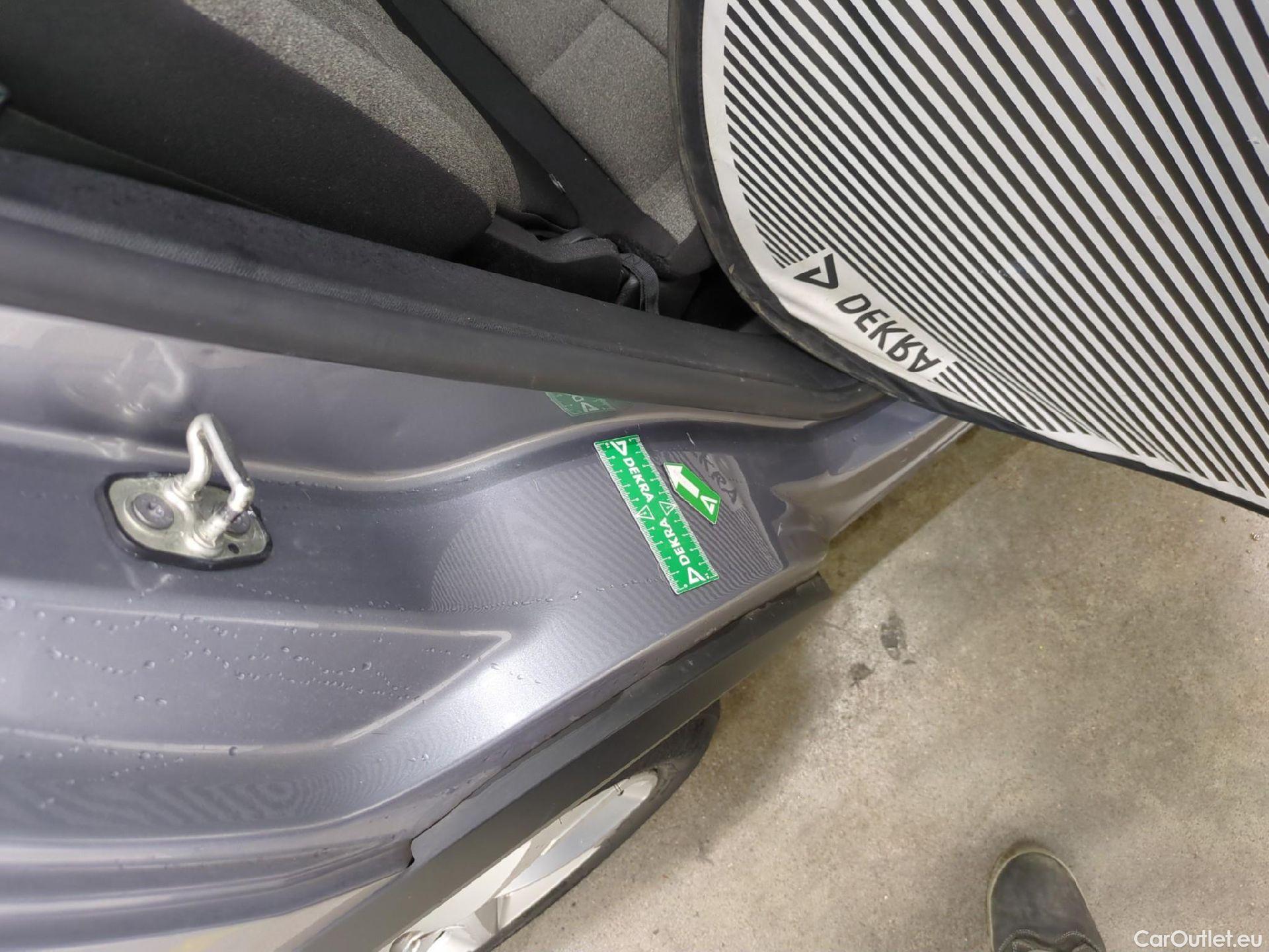  Citroen  C5  Aircross Business 1.2 PureTech 130CV BVM6 E6d #43