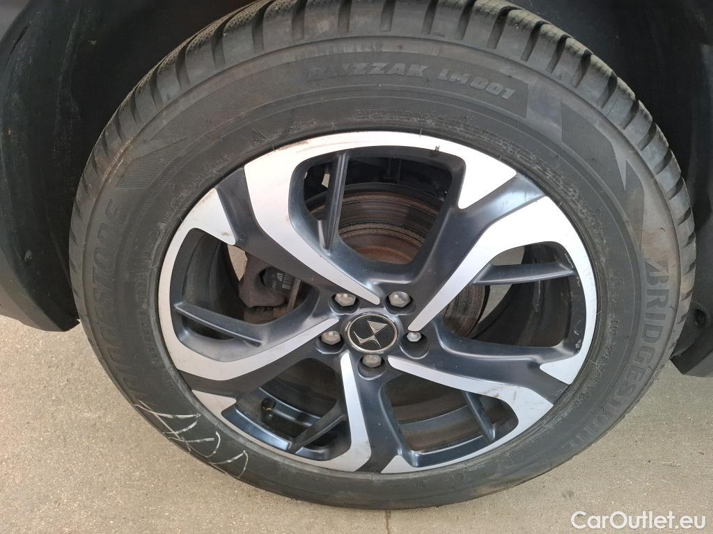  DS  DS7 DS DS 7 Crossback / 2017 / 5P / SUV BlueHDi 130 Manuel Executive #21