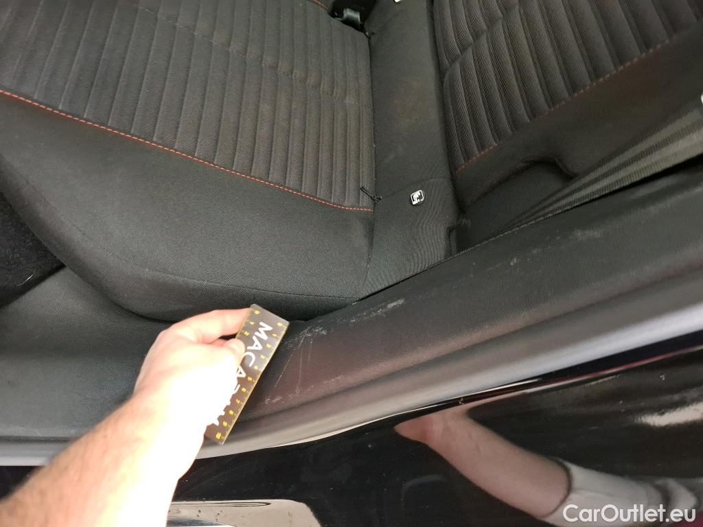  Peugeot  2008  Active Business 1.5 HDi 130CV BVA8 E6d #14