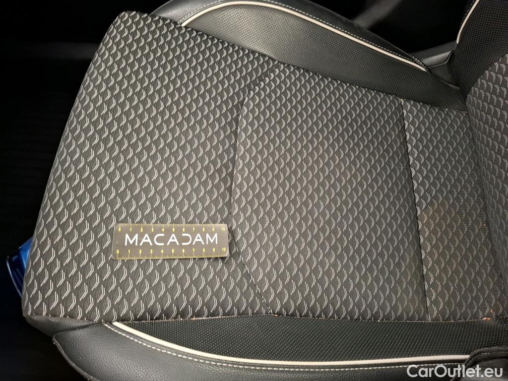  KIA  XCeed KIA  / 2019 / 5P / Crossover 1.6 GDI ISG ISG PHEV ACTIVE BUS DCT6 #15