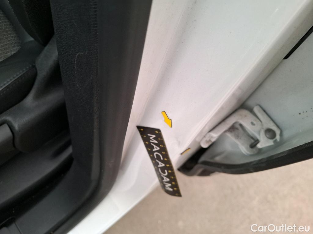  Peugeot  3008  II Allure Pack 1.5 HDi 130CV BVM6 E6d #22