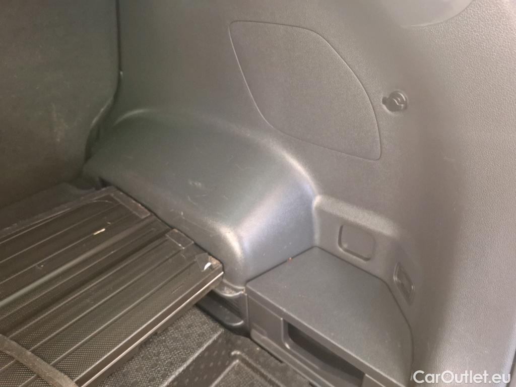  Hyundai  Tucson  Business 2WD 1.6 CRDi 135CV BVA7 E6dT #16