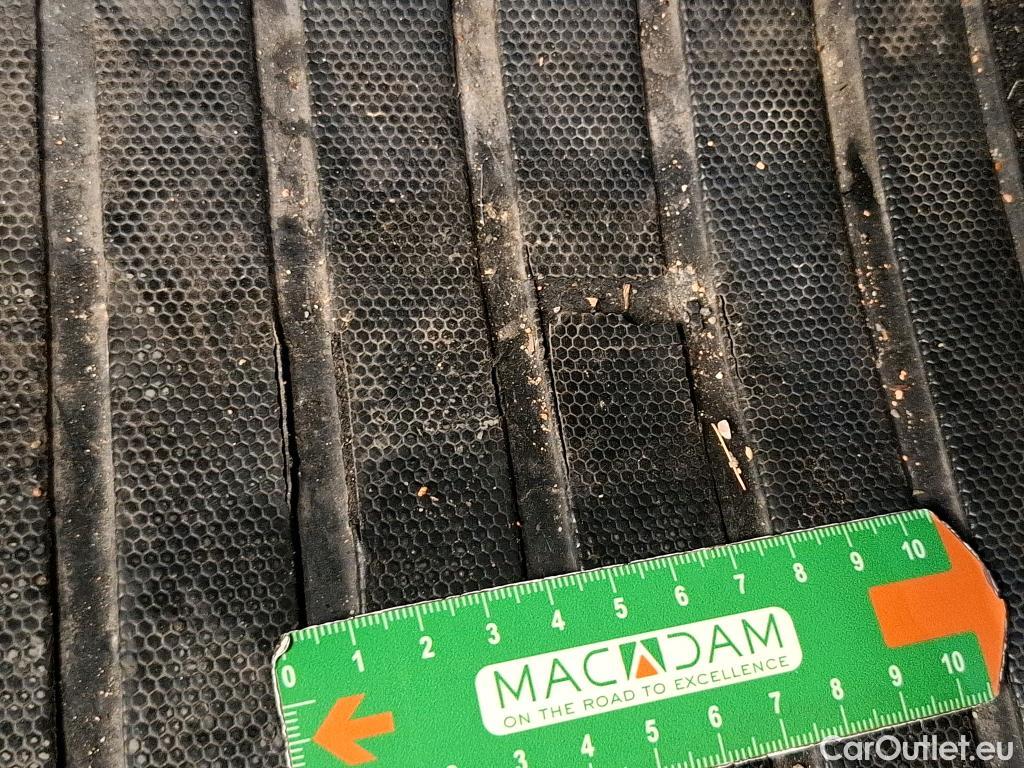  Peugeot  2008  Allure Pack 1.5 HDi 130CV BVA8 E6d #8