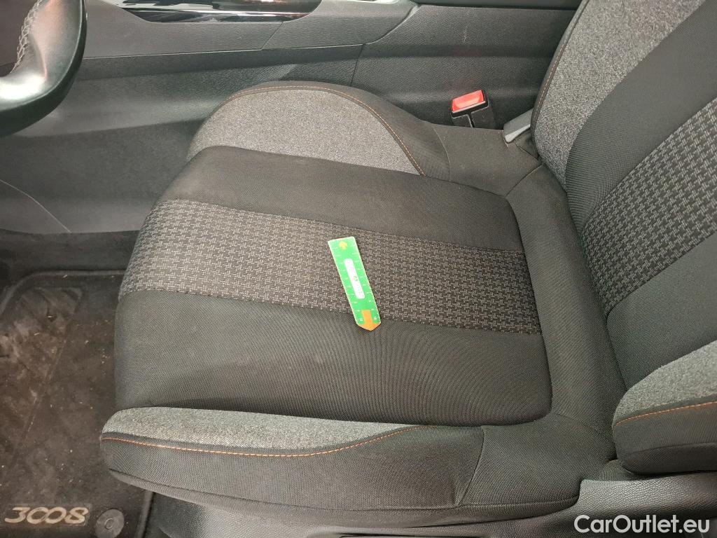  Peugeot  3008  Active Business 1.5 HDi 130CV BVA8 E6dT #32