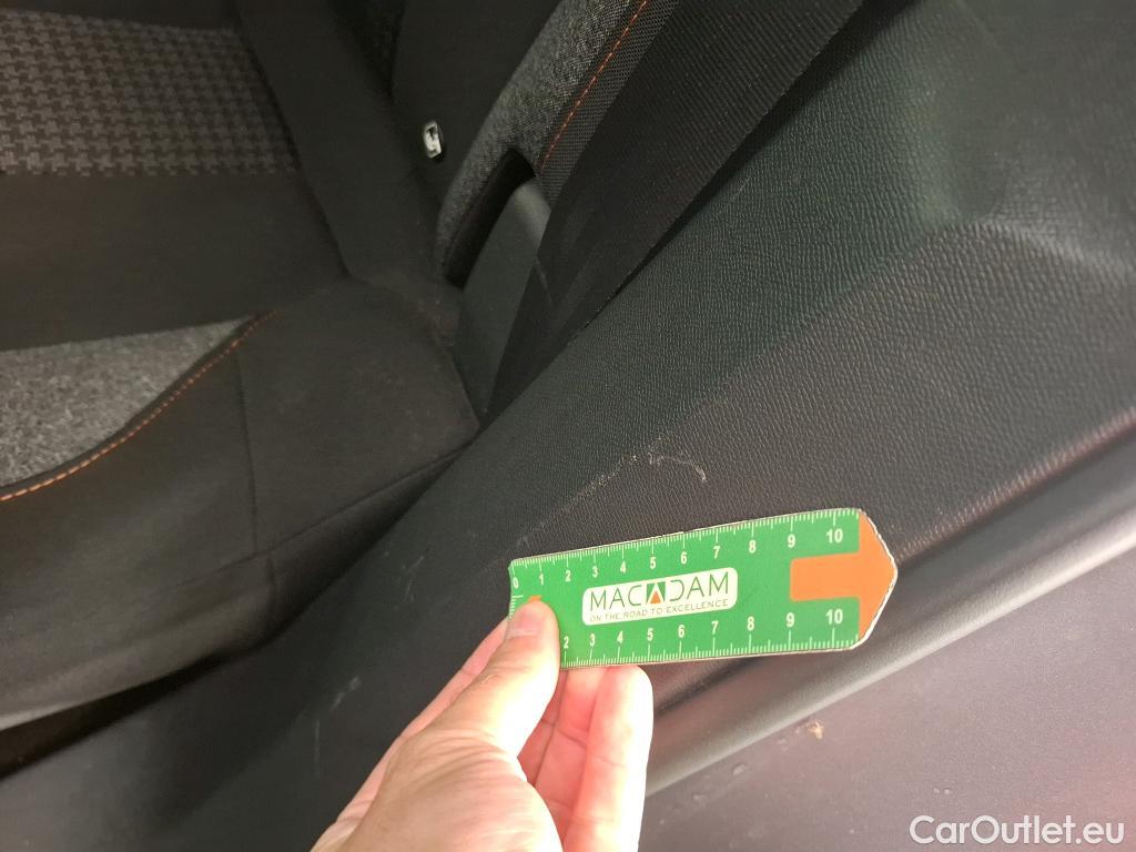  Peugeot  3008  Active Business 1.5 HDi 130CV BVA8 E6dT #21