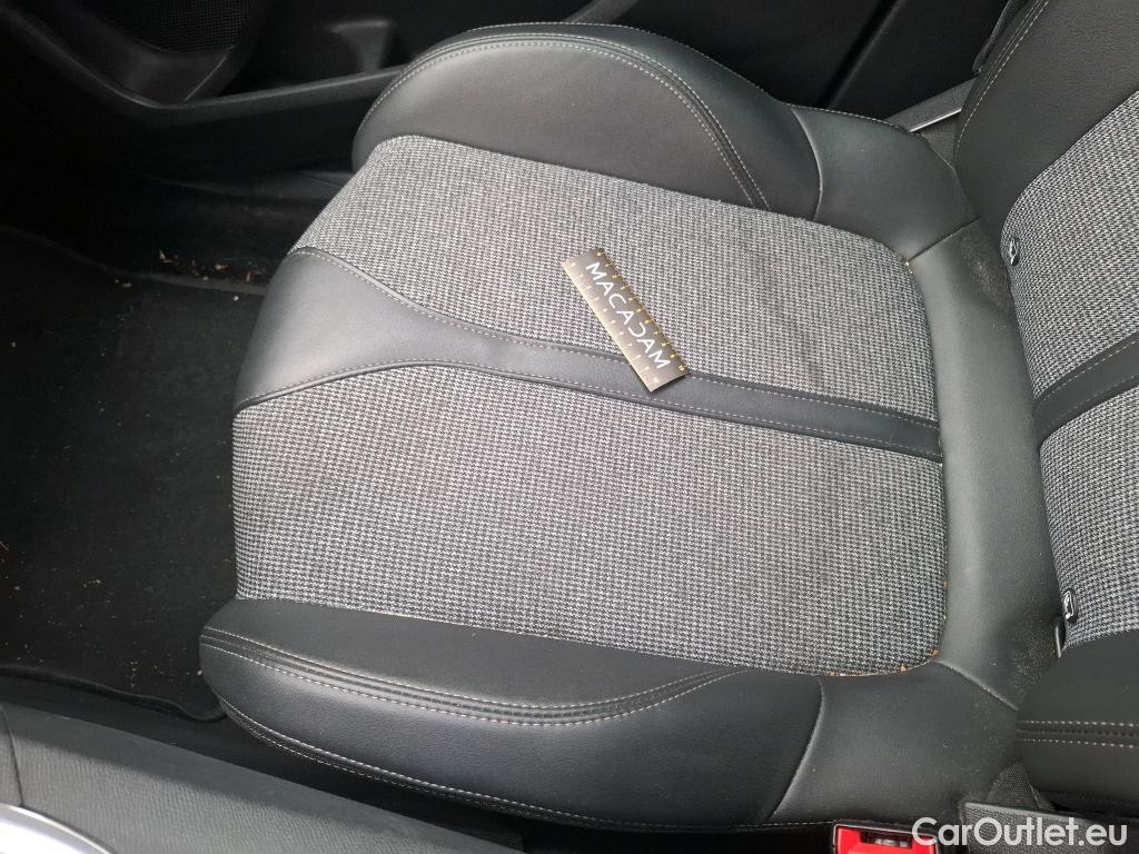  Peugeot  3008  Allure Business 1.5 HDi 130CV BVM6 E6d #42