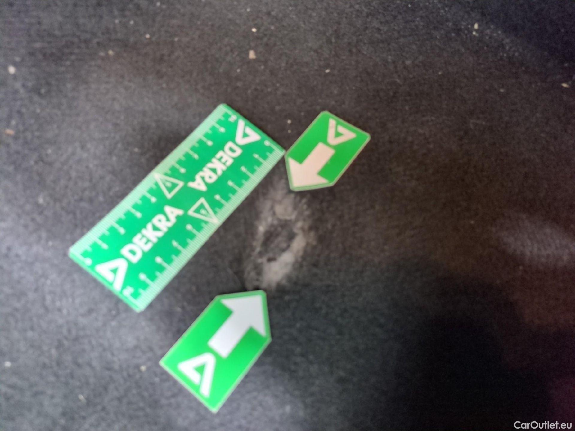  Hyundai  Konna HYUNDAI Kona / 2020 / 5P / SUV 1.0 T-GDI 120 HYBRID 48V BUSINESS #3