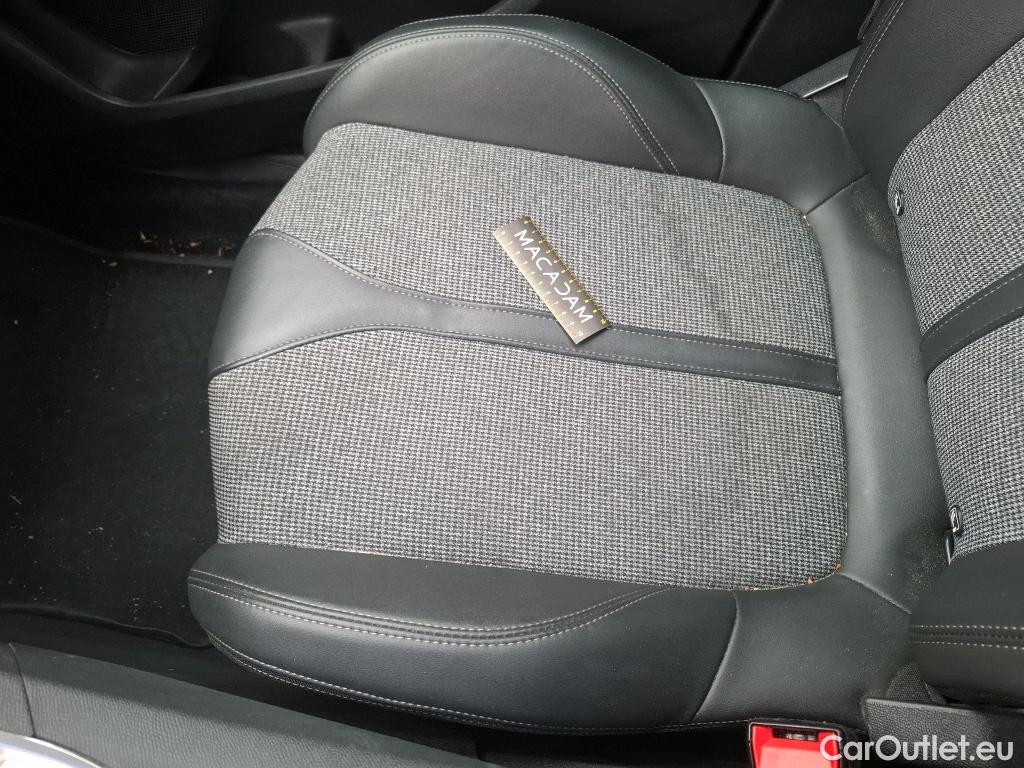  Peugeot  3008  Allure Business 1.5 HDi 130CV BVM6 E6d #41