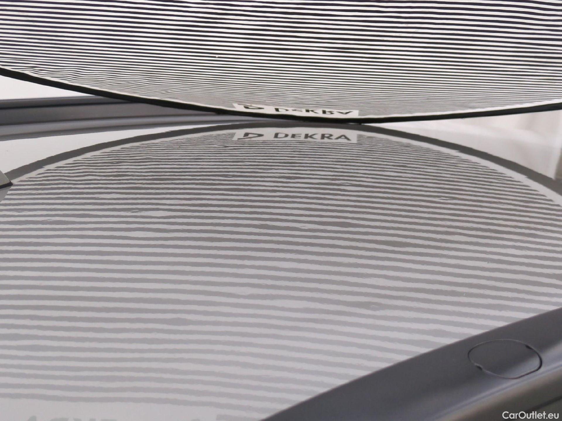  Hyundai  Konna HYUNDAI Kona / 2020 / 5P / SUV 1.0 T-GDI 120 HYBRID 48V BUSINESS #26