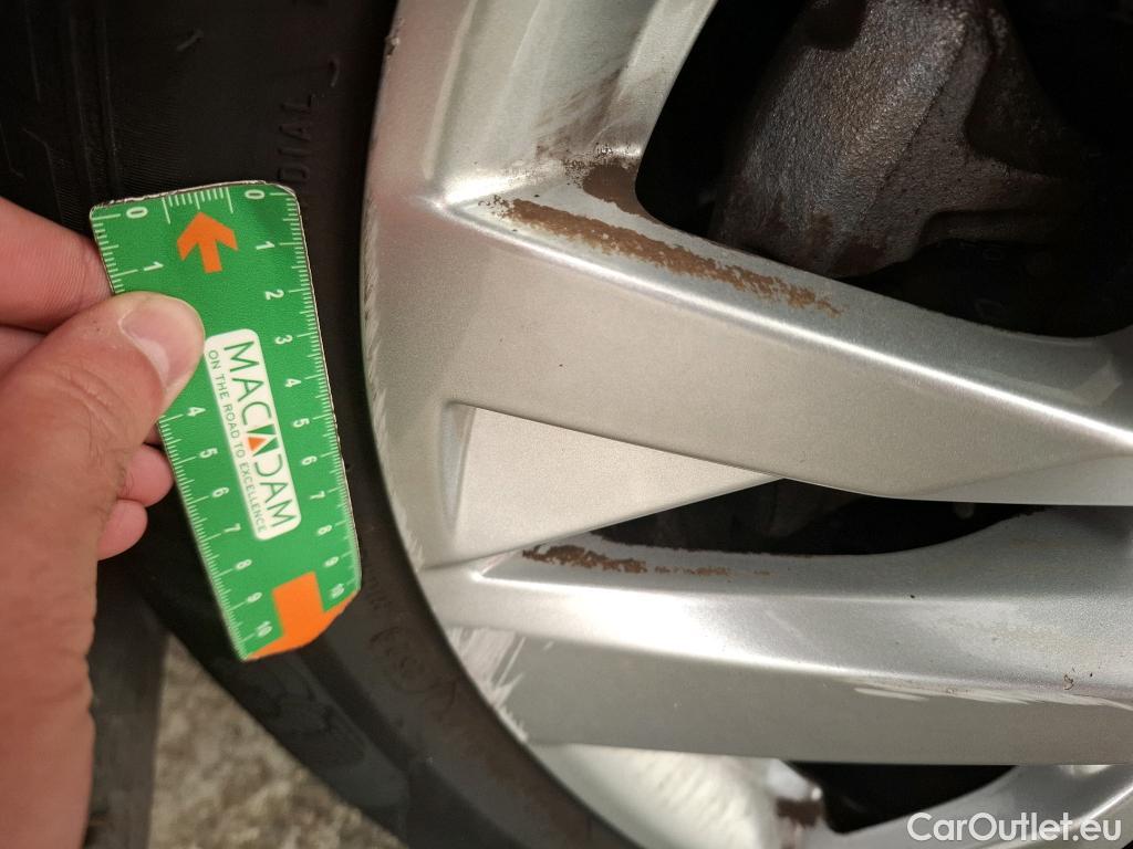  Peugeot  3008  Active Pack 1.5 HDi 130CV BVA8 E6d #45