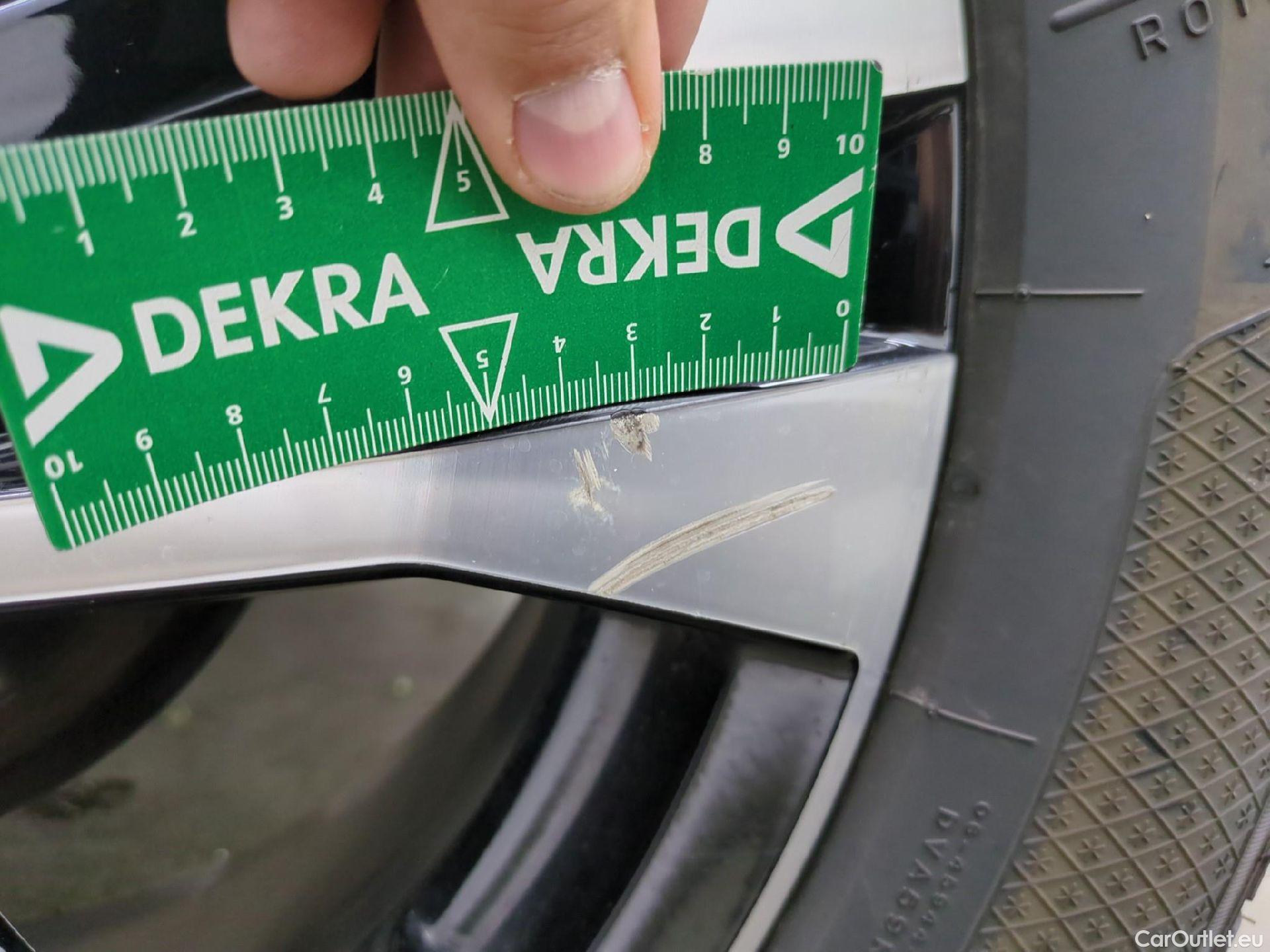  Peugeot  2008  Allure Business 1.5 HDi 110CV BVM6 E6d #17