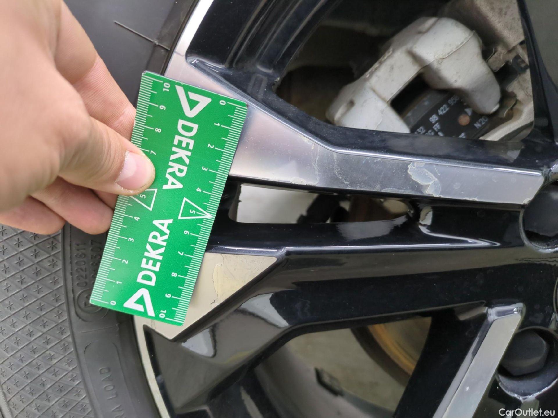  Peugeot  2008  Allure Business 1.5 HDi 110CV BVM6 E6d #23