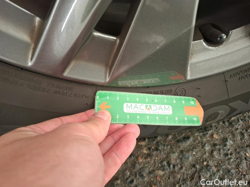  Peugeot  2008  Active Pack 1.5 HDi 110CV BVM6 E6d #9