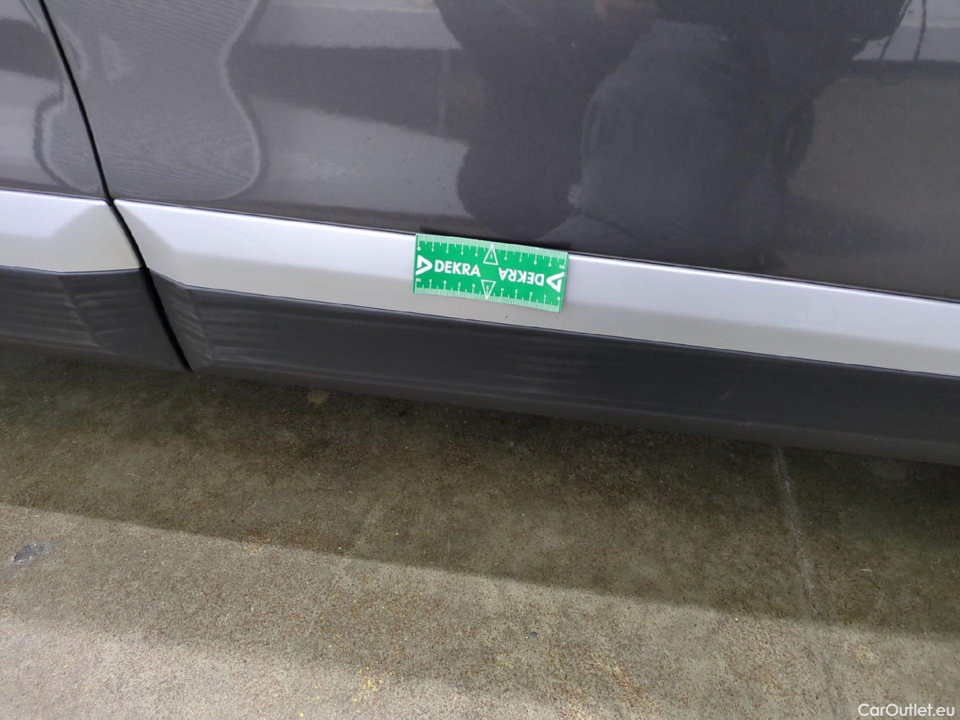  Peugeot  2008  Allure Business 1.5 HDi 110CV BVM6 E6d #58