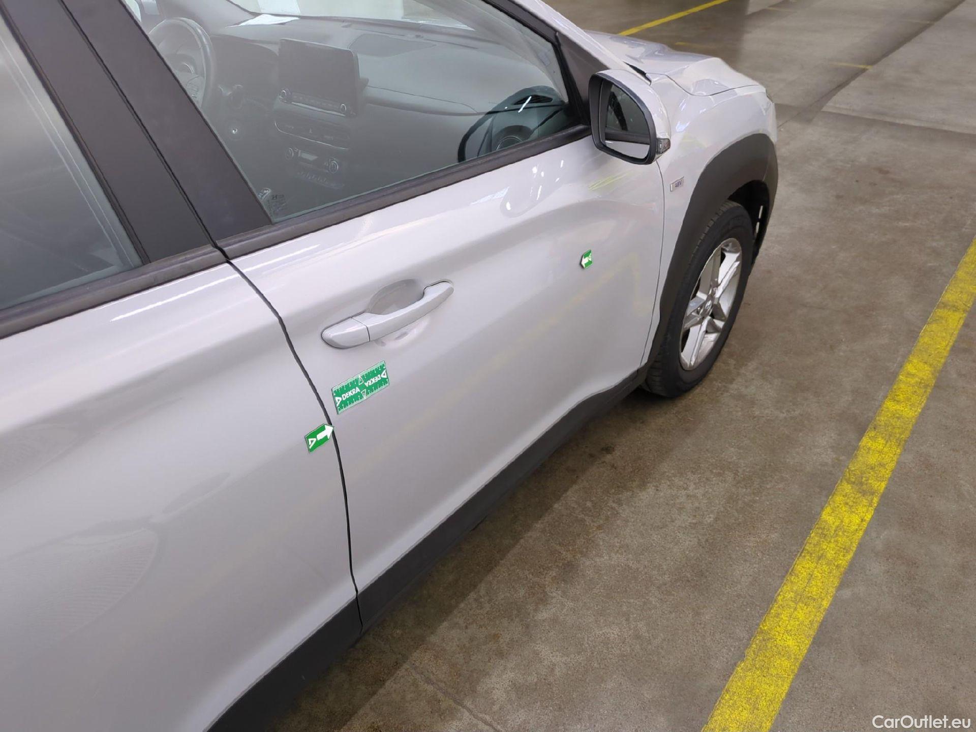  Hyundai  Konna HYUNDAI Kona / 2020 / 5P / SUV 1.0 T-GDI 120 HYBRID 48V BUSINESS #17