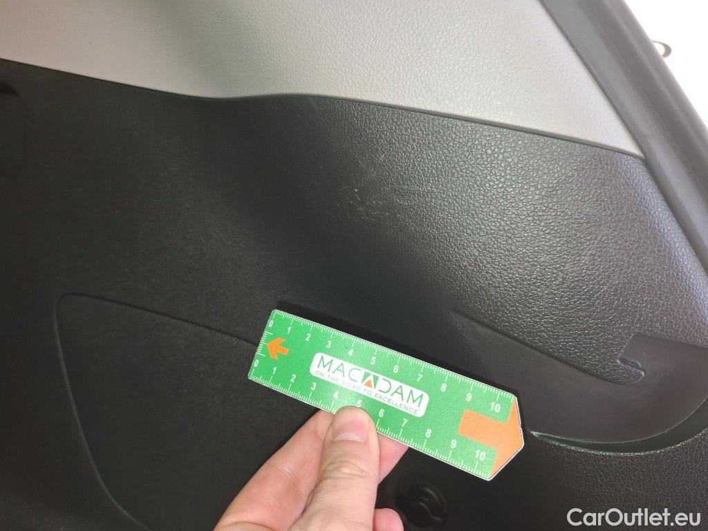  Hyundai  Tucson  Business 2WD 1.6 CRDi 135CV BVA7 E6dT #18