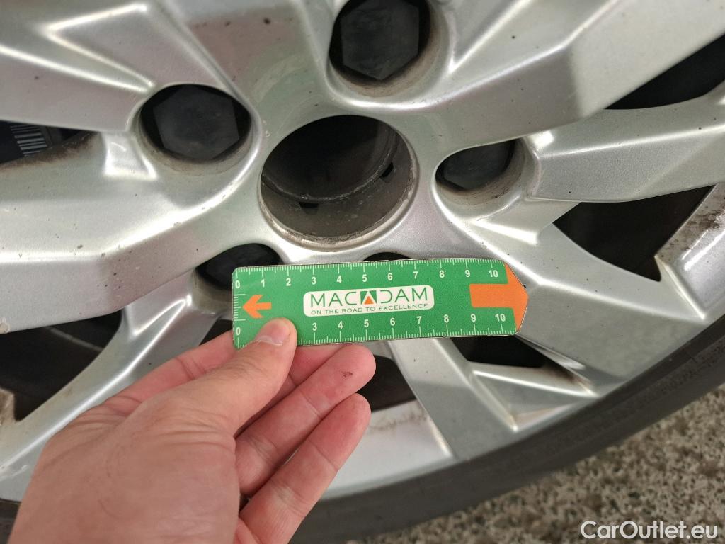  Peugeot  3008  Active Business 1.5 HDi 130CV BVA8 E6dT #38