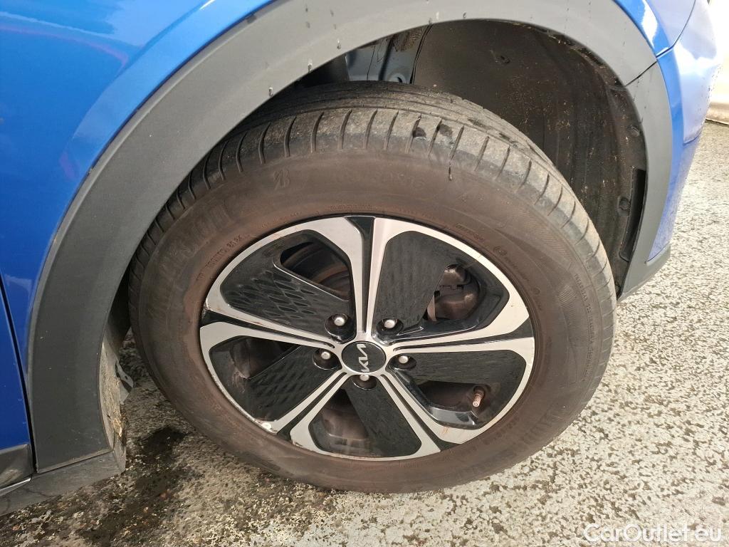  KIA  XCeed KIA  / 2019 / 5P / Crossover 1.6 GDI ISG ISG PHEV ACTIVE BUS DCT6 #5