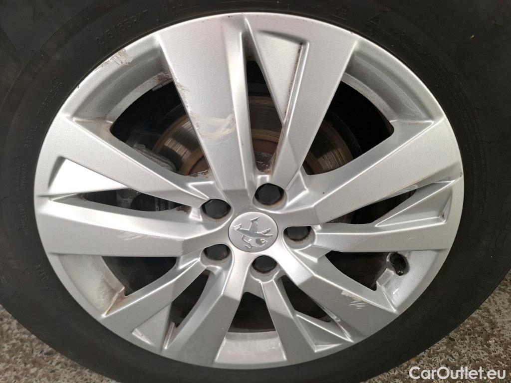  Peugeot  3008  Active Pack 1.5 HDi 130CV BVA8 E6d #47