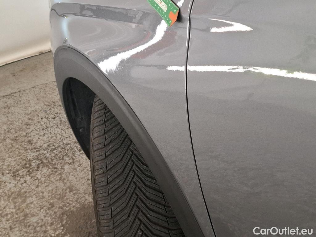  Peugeot  3008  Active Pack 1.5 HDi 130CV BVA8 E6d #32