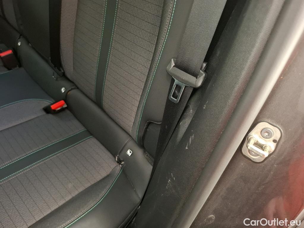  Peugeot  2008  Allure 1.5 HDi 130CV BVA8 E6d #1