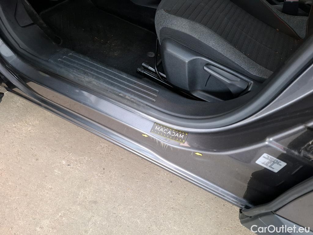  Peugeot  2008  Active Business 1.5 HDi 110CV BVM6 E6d #1